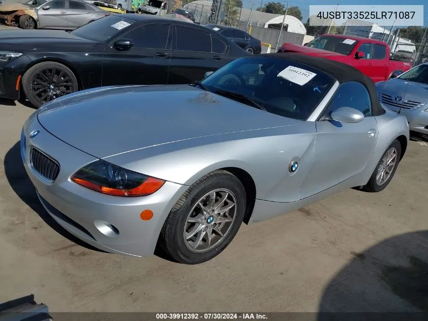 2005 BMW Z4 2.5I VIN: 4USBT33525LR71087 Lot: 39912392