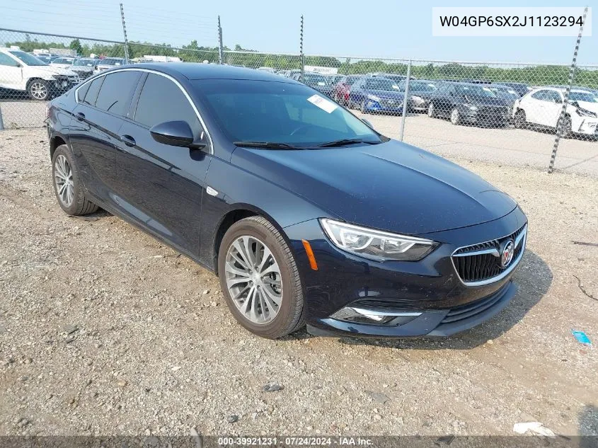 2018 Buick Regal Sportback Essence VIN: W04GP6SX2J1123294 Lot: 39921231