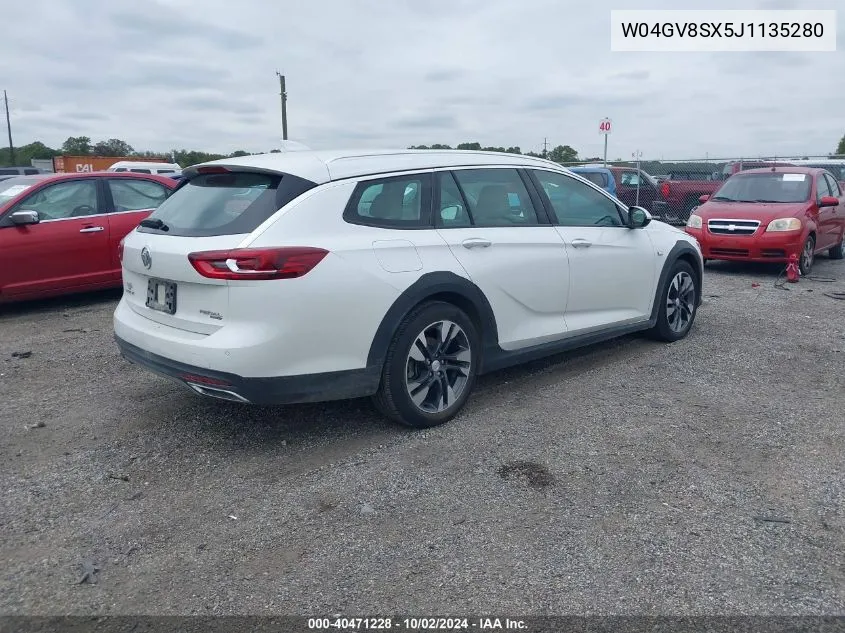 W04GV8SX5J1135280 2018 Buick Regal Tourx Essence