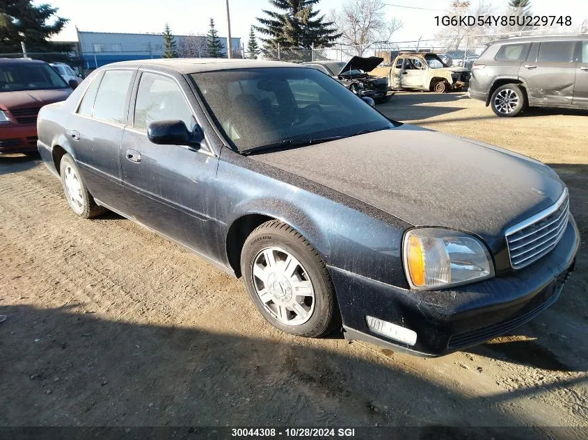 2005 Cadillac Deville VIN: 1G6KD54Y85U229748 Lot: 30044308