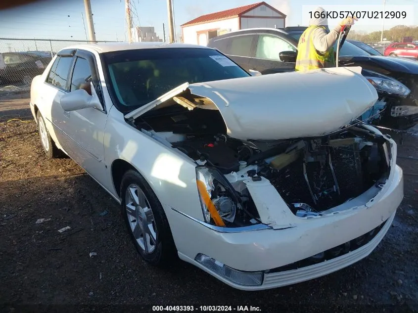 2007 Cadillac Dts V8 VIN: 1G6KD57Y07U212909 Lot: 40493393