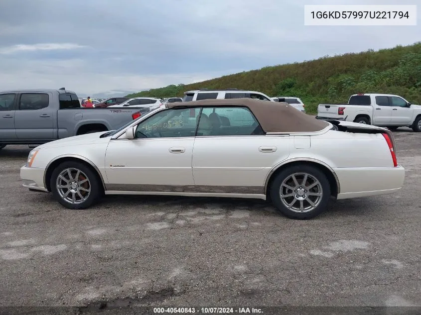 2007 Cadillac Dts Performance VIN: 1G6KD57997U221794 Lot: 40540843