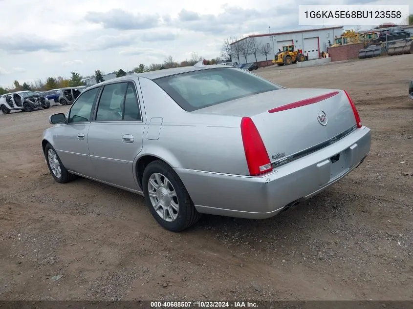 2011 Cadillac Dts Standard VIN: 1G6KA5E68BU123558 Lot: 40688507