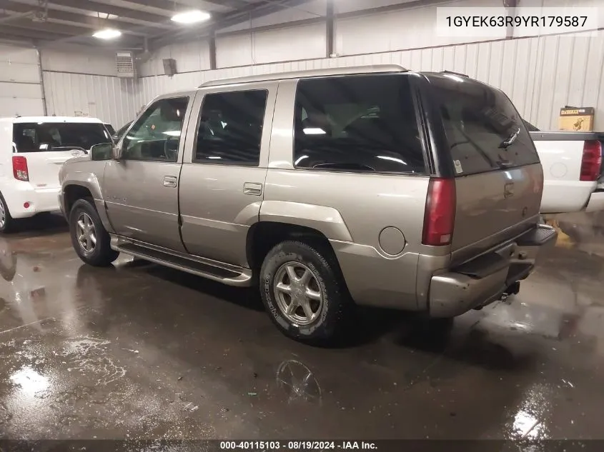 2000 Cadillac Escalade Standard VIN: 1GYEK63R9YR179587 Lot: 40115103