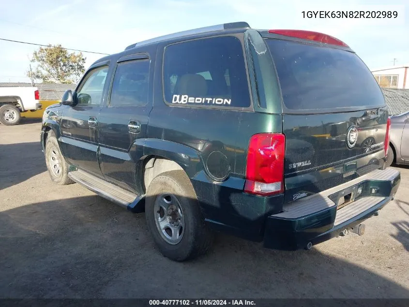 2002 Cadillac Escalade Standard VIN: 1GYEK63N82R202989 Lot: 40777102