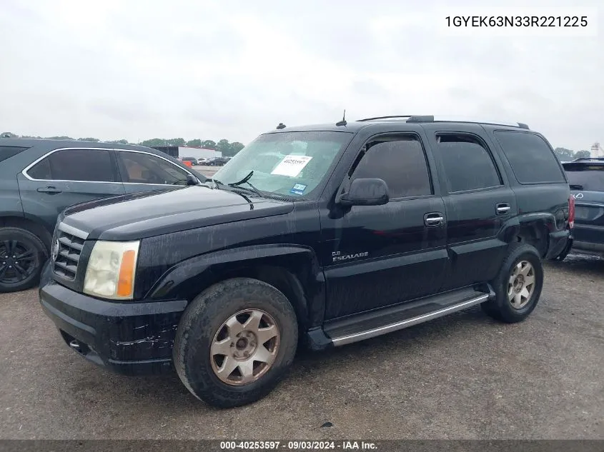 2003 Cadillac Escalade Standard VIN: 1GYEK63N33R221225 Lot: 40253597