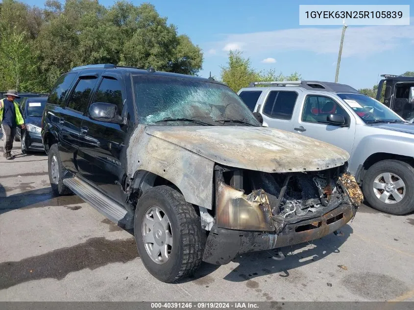 2005 Cadillac Escalade Standard VIN: 1GYEK63N25R105839 Lot: 40391246