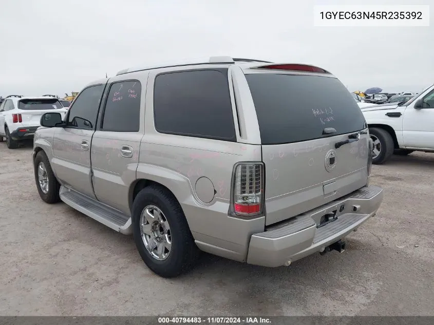 2005 Cadillac Escalade Standard VIN: 1GYEC63N45R235392 Lot: 40794483