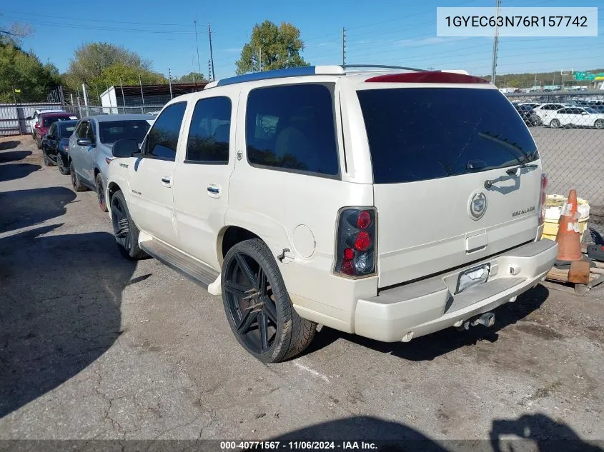 2006 Cadillac Escalade Standard VIN: 1GYEC63N76R157742 Lot: 40771567