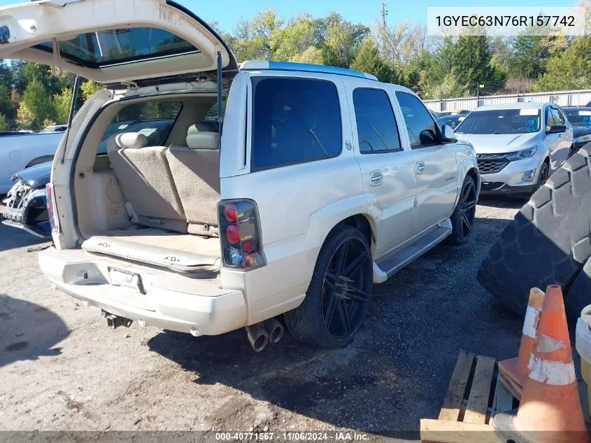 2006 Cadillac Escalade Standard VIN: 1GYEC63N76R157742 Lot: 40771567