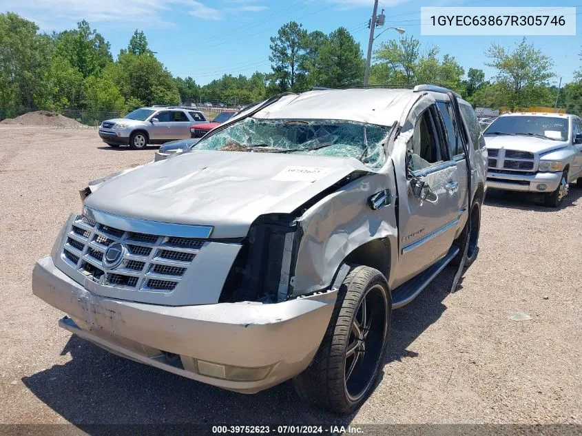 2007 Cadillac Escalade Standard VIN: 1GYEC63867R305746 Lot: 39752623