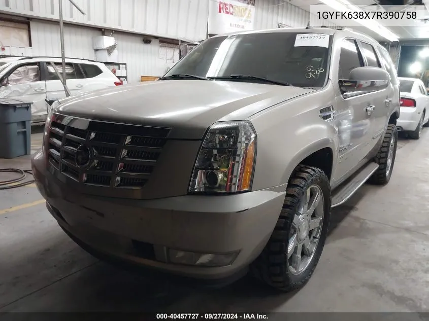 1GYFK638X7R390758 2007 Cadillac Escalade Standard