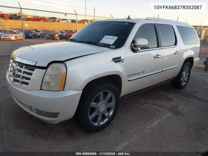 2007 Cadillac Escalade Esv Standard VIN: 1GYFK66837R352087 Lot: 40864650