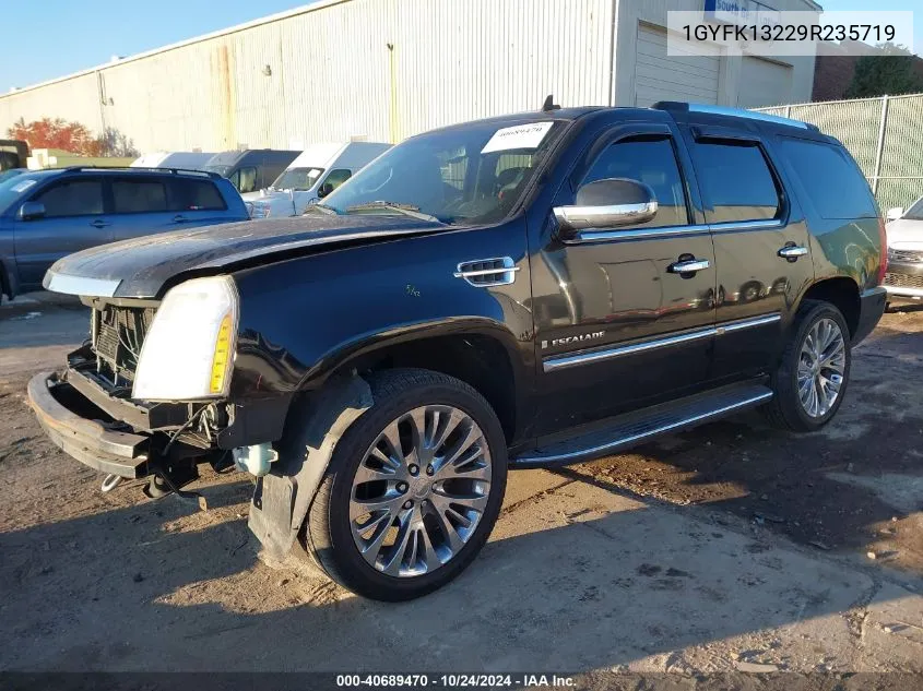 2009 Cadillac Escalade Standard VIN: 1GYFK13229R235719 Lot: 40689470