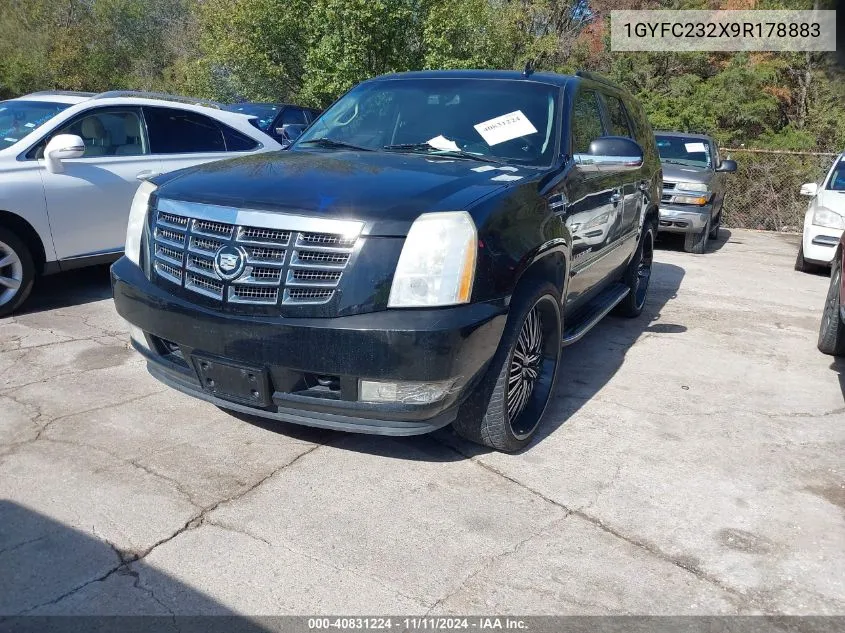 2009 Cadillac Escalade Standard VIN: 1GYFC232X9R178883 Lot: 40831224