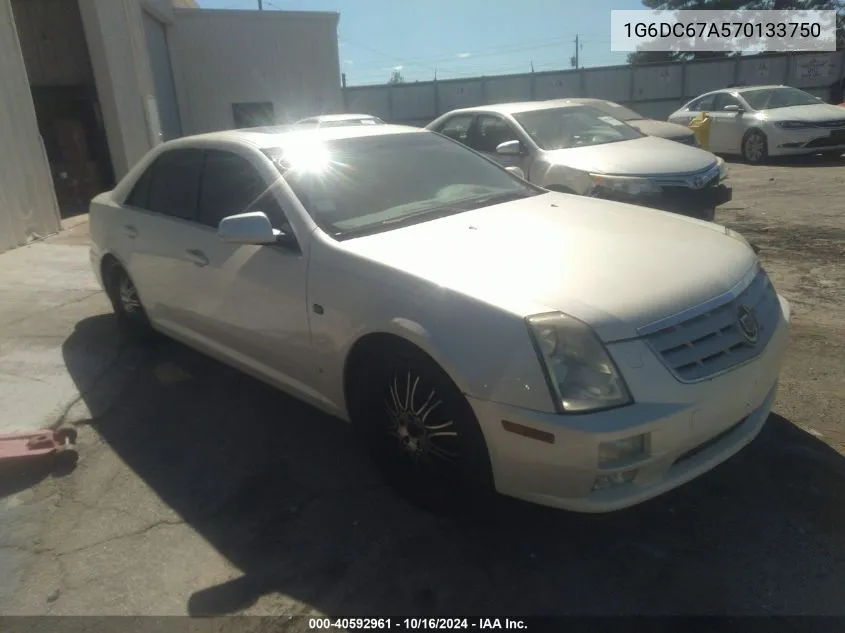 2007 Cadillac Sts V8 VIN: 1G6DC67A570133750 Lot: 40592961