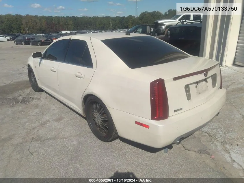 2007 Cadillac Sts V8 VIN: 1G6DC67A570133750 Lot: 40592961