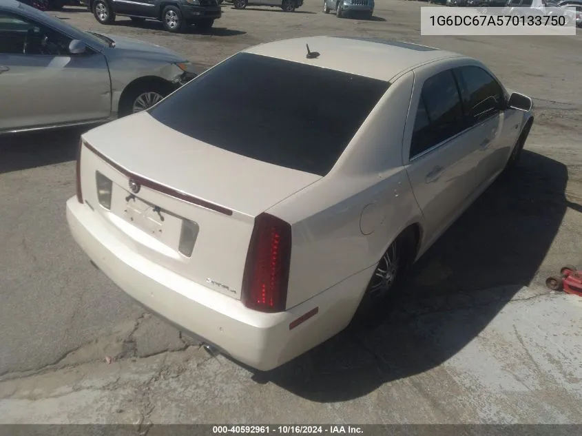 2007 Cadillac Sts V8 VIN: 1G6DC67A570133750 Lot: 40592961