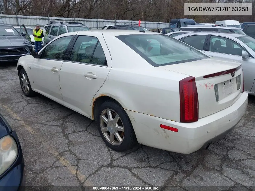 2007 Cadillac Sts V6 VIN: 1G6DW677370163258 Lot: 40847069