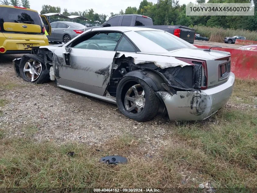 2004 Cadillac Xlr Standard VIN: 1G6YV34AX45600707 Lot: 40464152