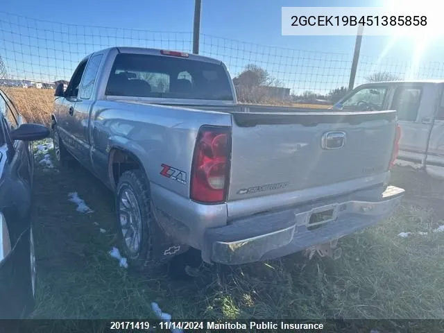 2005 Chevrolet Silverado 1500 Ls Ext Cab VIN: 2GCEK19B451385858 Lot: 20171419