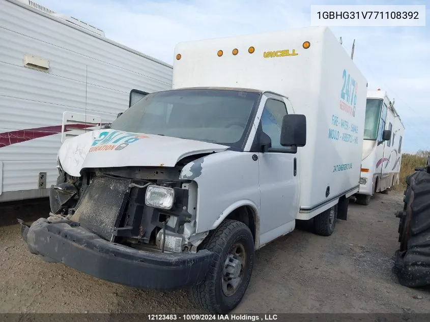 2007 Chevrolet Express Cutaway G3500 VIN: 1GBHG31V771108392 Lot: 12123483