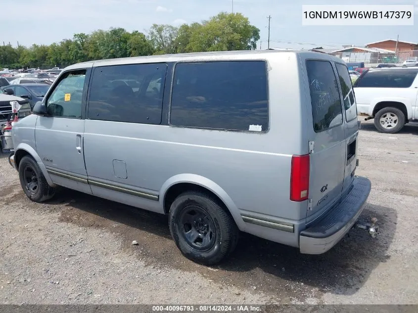 1998 Chevrolet Astro VIN: 1GNDM19W6WB147379 Lot: 40096793