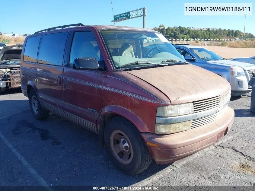 1998 Chevrolet Astro VIN: 1GNDM19W6WB186411 Lot: 40732673