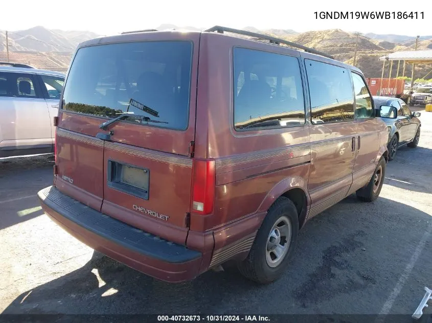 1998 Chevrolet Astro VIN: 1GNDM19W6WB186411 Lot: 40732673