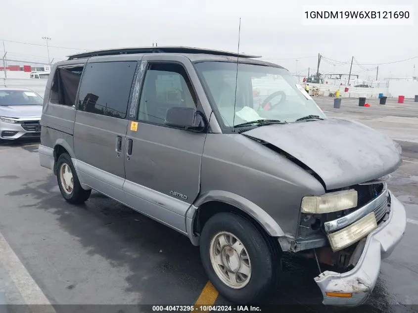 1999 Chevrolet Astro VIN: 1GNDM19W6XB121690 Lot: 40473295