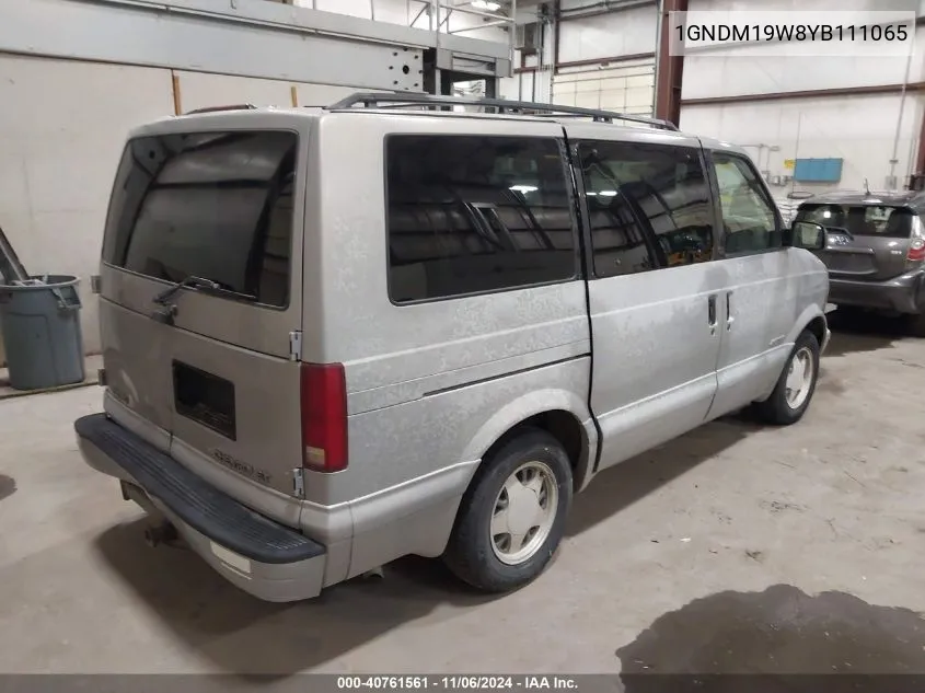 1GNDM19W8YB111065 2000 Chevrolet Astro