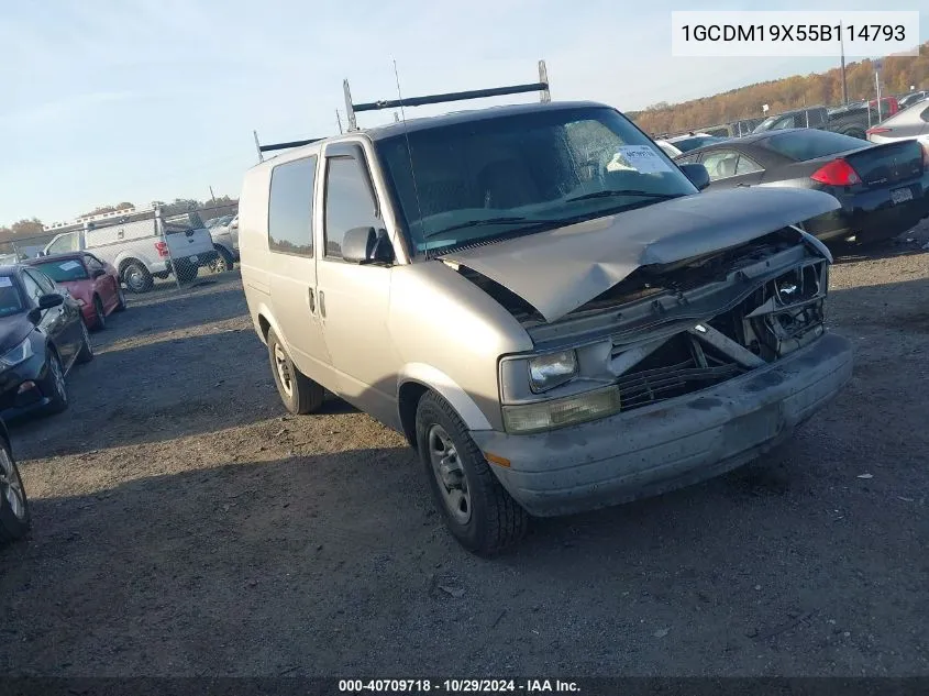 2005 Chevrolet Astro VIN: 1GCDM19X55B114793 Lot: 40709718