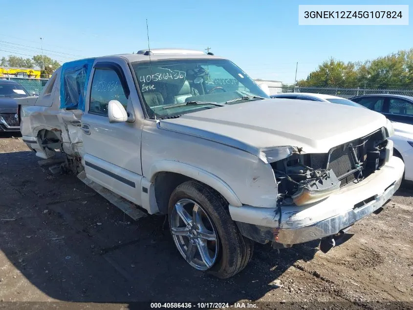 2005 Chevrolet Avalanche 1500 Z71 VIN: 3GNEK12Z45G107824 Lot: 40586436