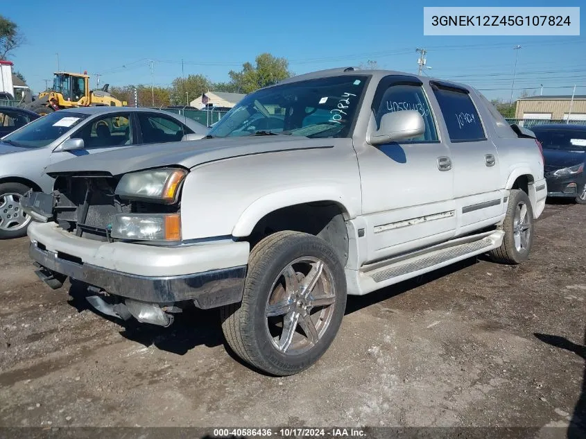 2005 Chevrolet Avalanche 1500 Z71 VIN: 3GNEK12Z45G107824 Lot: 40586436