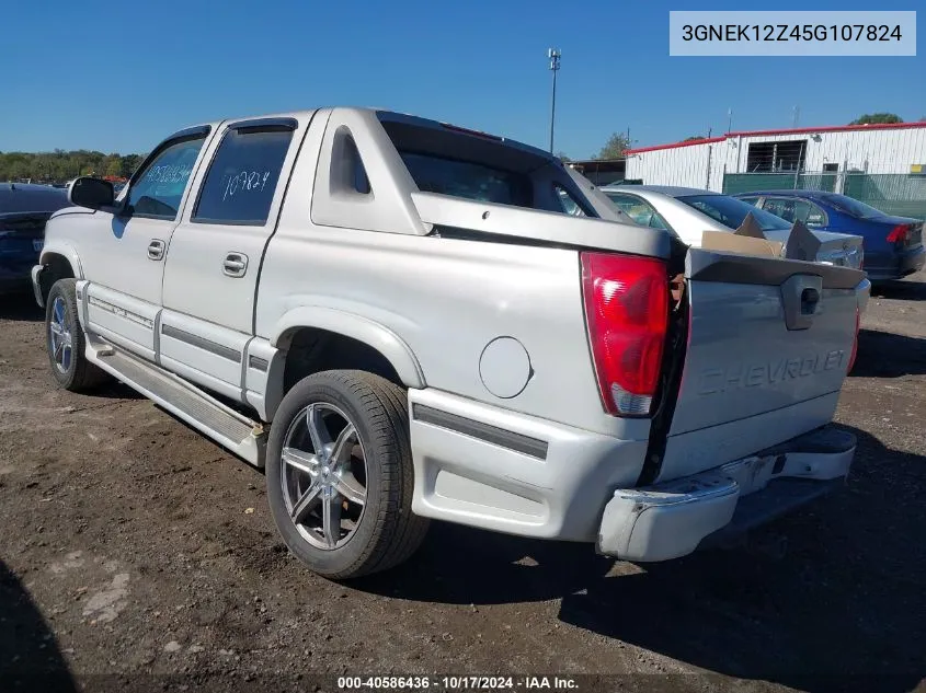 2005 Chevrolet Avalanche 1500 Z71 VIN: 3GNEK12Z45G107824 Lot: 40586436