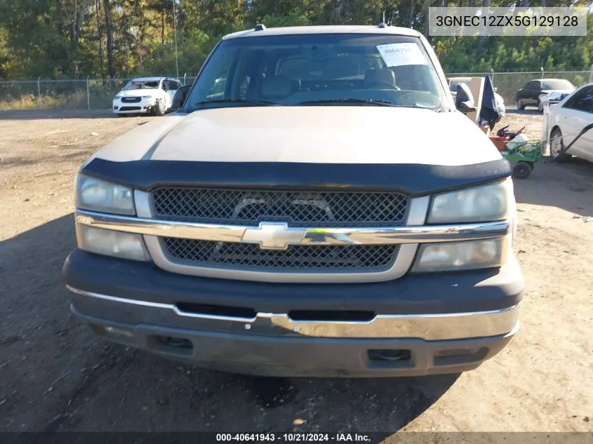 2005 Chevrolet Avalanche 1500 Z66 VIN: 3GNEC12ZX5G129128 Lot: 40641943