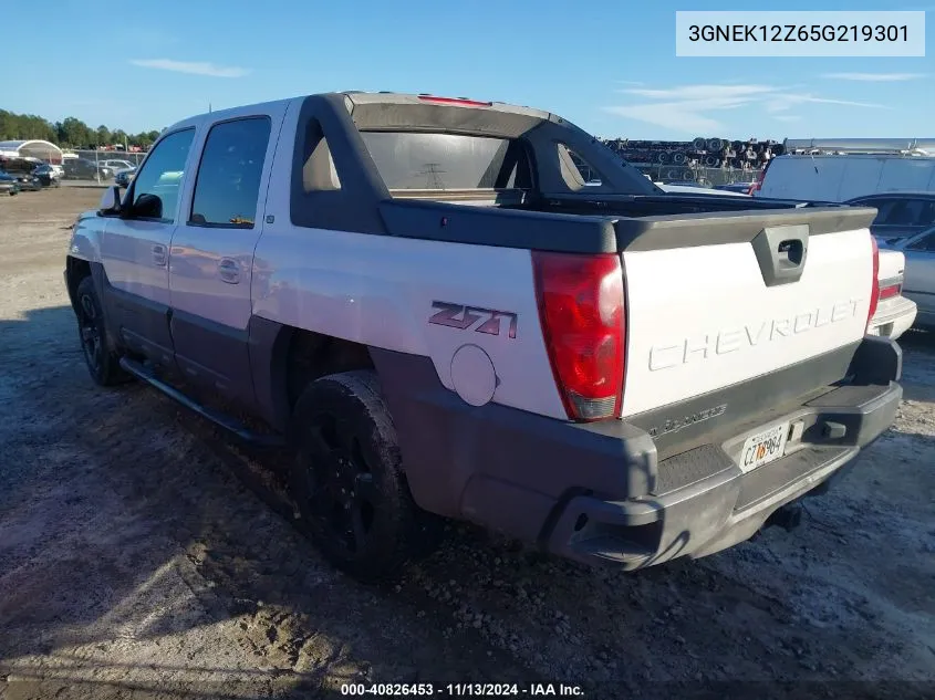 2005 Chevrolet Avalanche 1500 Z71 VIN: 3GNEK12Z65G219301 Lot: 40826453