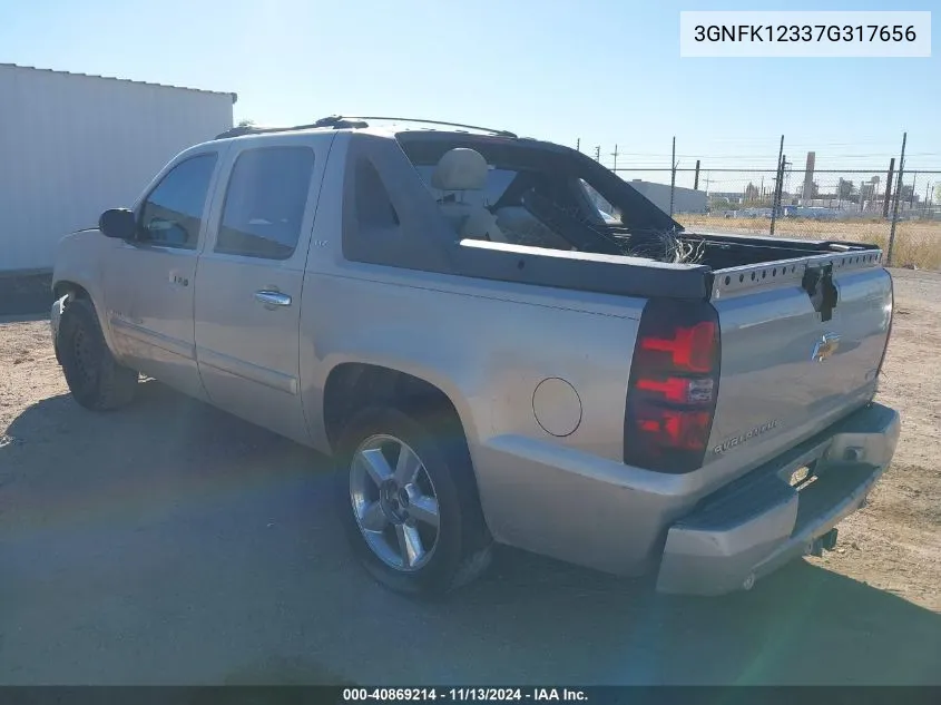 2007 Chevrolet Avalanche 1500 Ltz VIN: 3GNFK12337G317656 Lot: 40869214