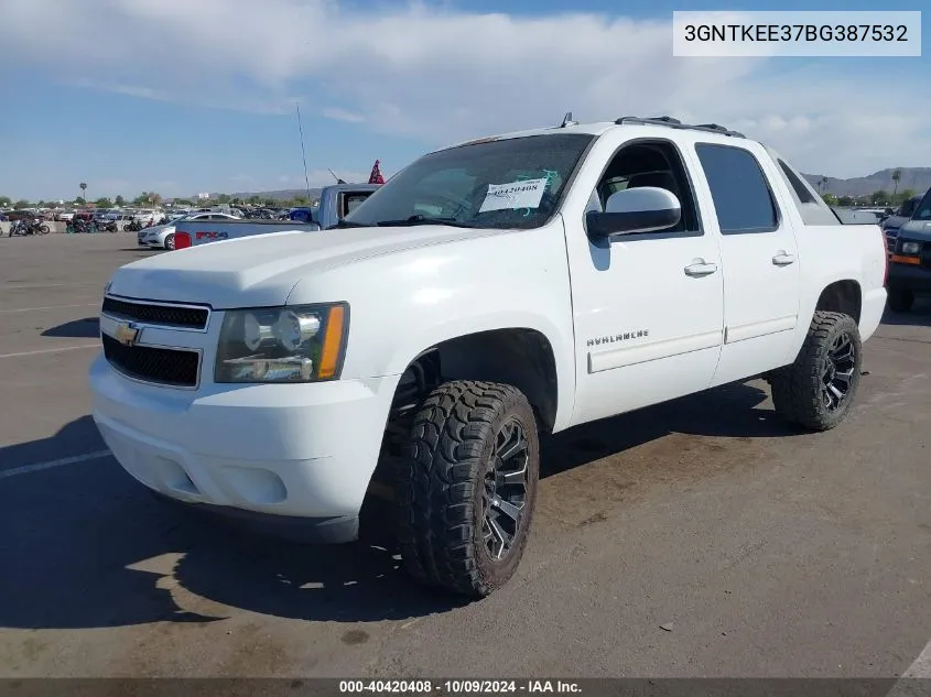 2011 Chevrolet Avalanche 1500 Ls VIN: 3GNTKEE37BG387532 Lot: 40420408