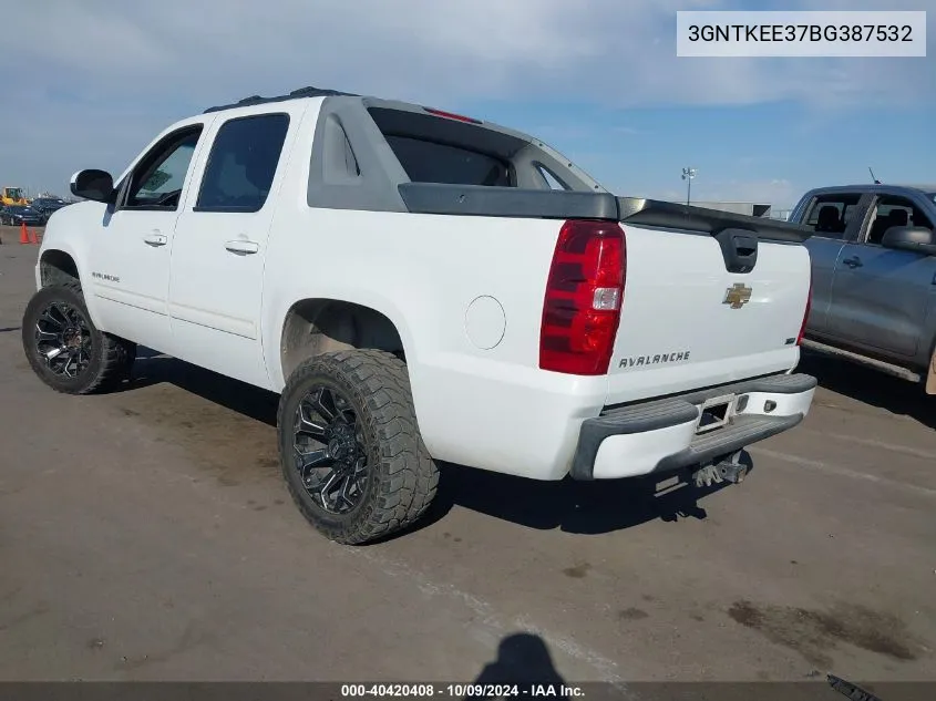 3GNTKEE37BG387532 2011 Chevrolet Avalanche 1500 Ls