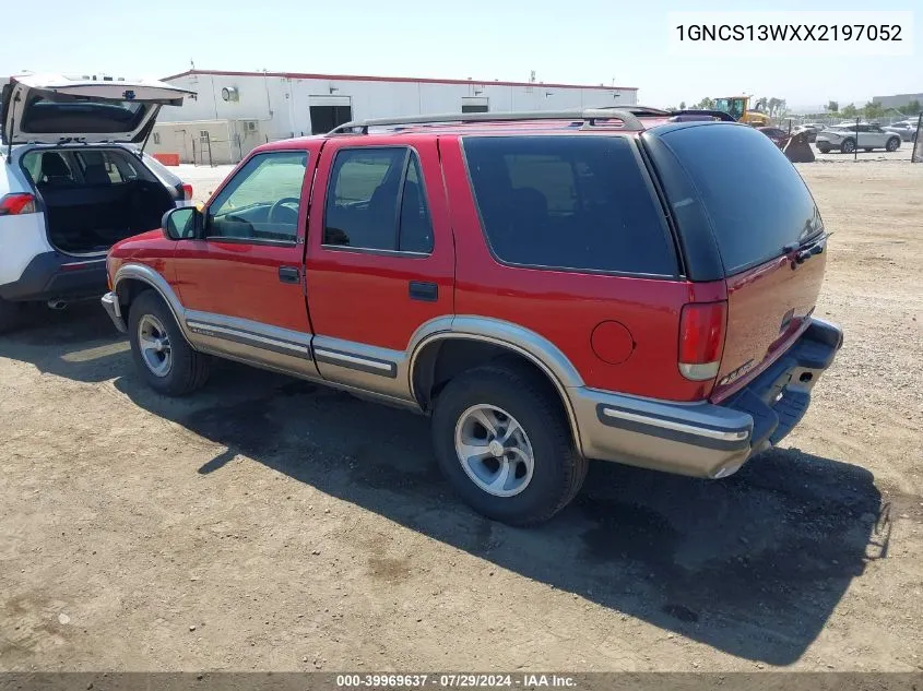 1999 Chevrolet Blazer Ls VIN: 1GNCS13WXX2197052 Lot: 39969637