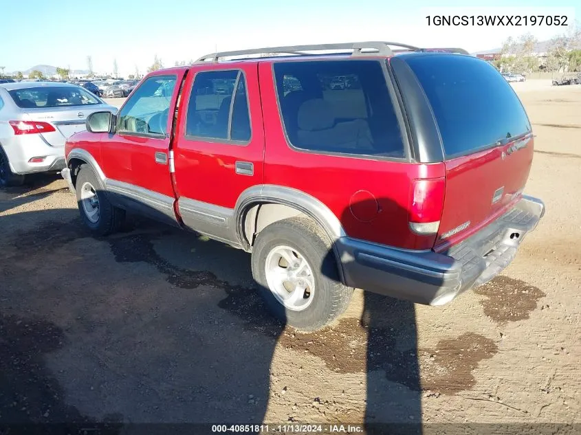 1999 Chevrolet Blazer Ls VIN: 1GNCS13WXX2197052 Lot: 40851811