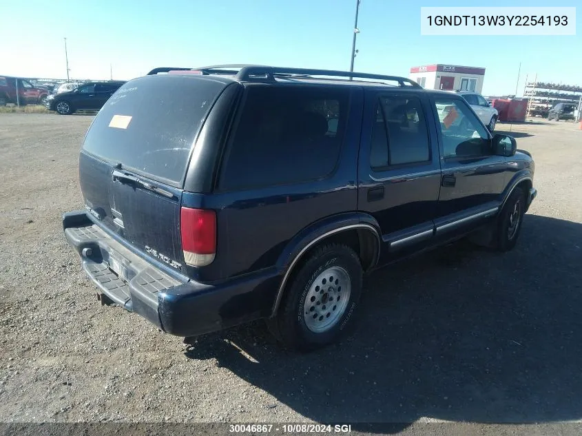 2000 Chevrolet Blazer VIN: 1GNDT13W3Y2254193 Lot: 30046867