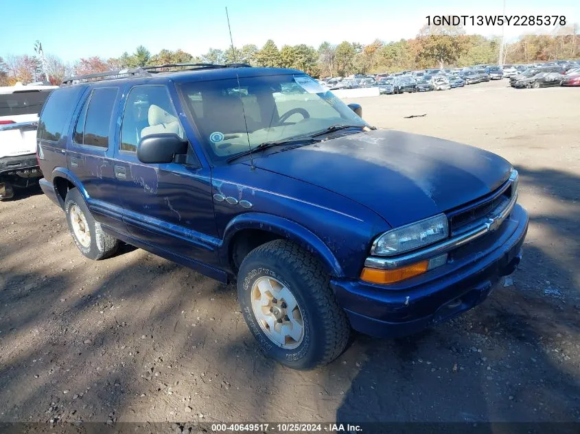 2000 Chevrolet Blazer Trailblazer VIN: 1GNDT13W5Y2285378 Lot: 40649517