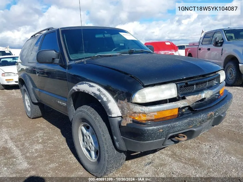 2000 Chevrolet Blazer Ls VIN: 1GNCT18W5YK104087 Lot: 40691399