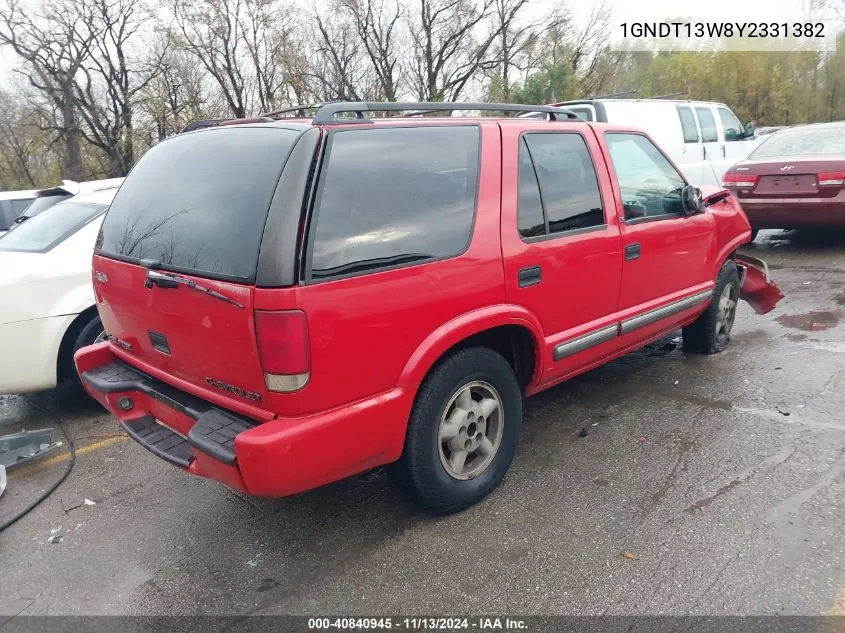 2000 Chevrolet Blazer Ls VIN: 1GNDT13W8Y2331382 Lot: 40840945