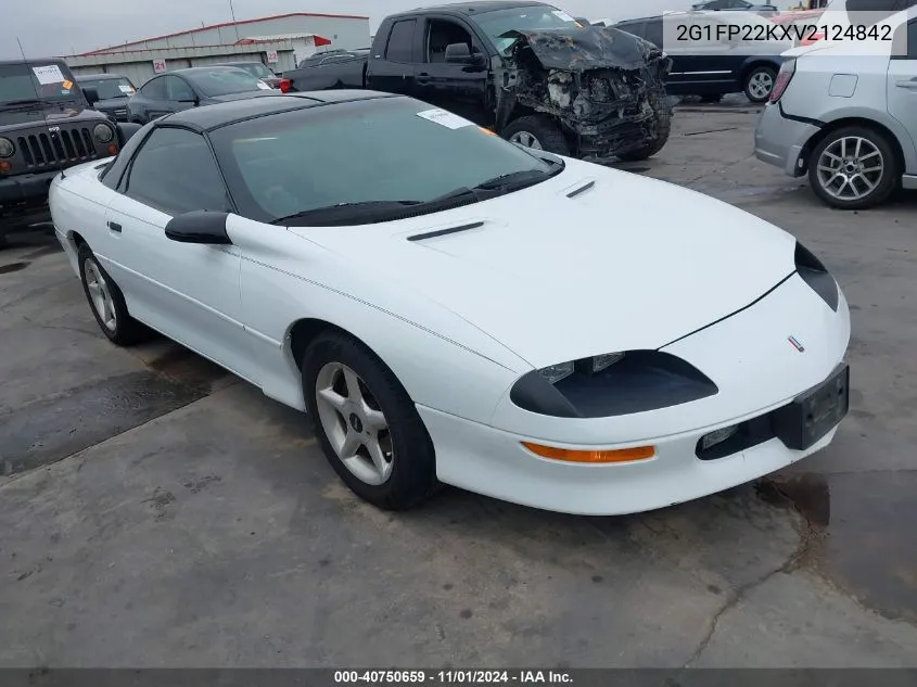 1997 Chevrolet Camaro VIN: 2G1FP22KXV2124842 Lot: 40750659