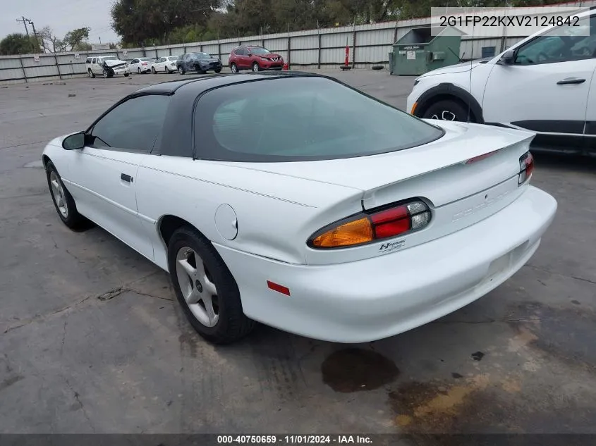 1997 Chevrolet Camaro VIN: 2G1FP22KXV2124842 Lot: 40750659