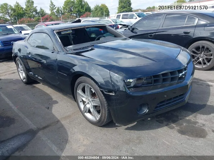 2013 Chevrolet Camaro 1Ls VIN: 2G1FE1E37D9121570 Lot: 40284804