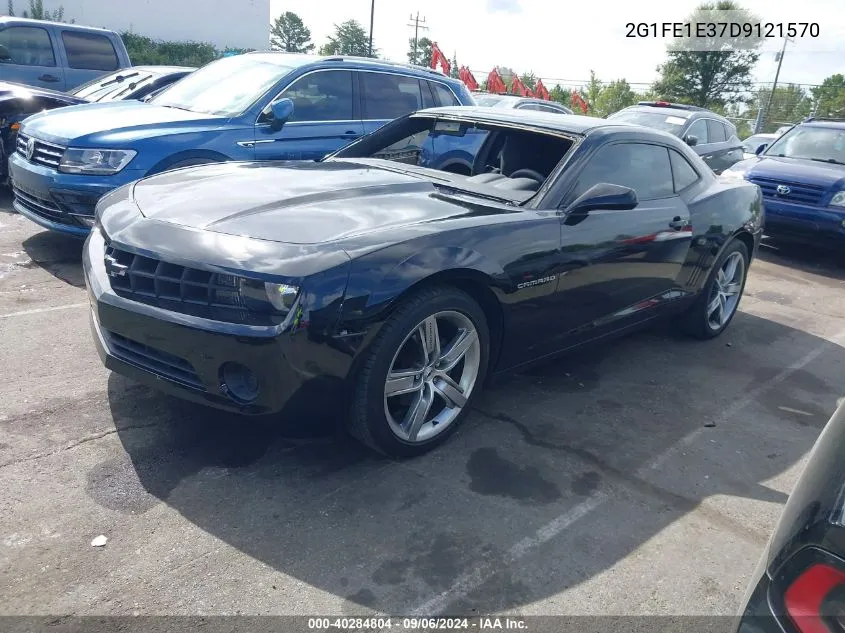 2013 Chevrolet Camaro 1Ls VIN: 2G1FE1E37D9121570 Lot: 40284804